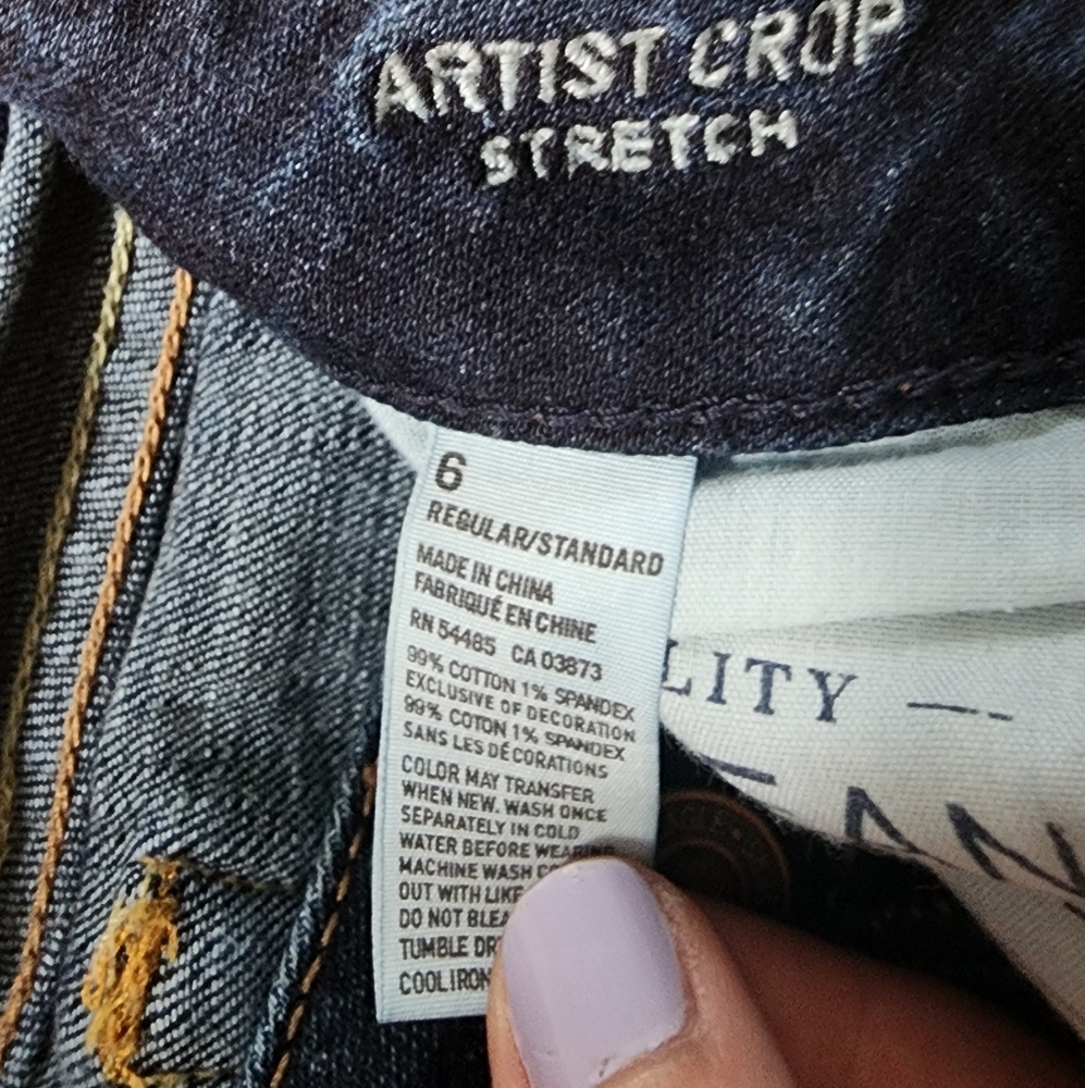 Womens American eagle crop